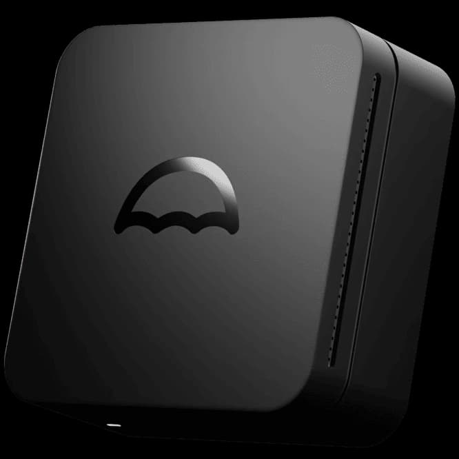 Umbrel Home: Plug-and-play umbrelOS home cloud server.